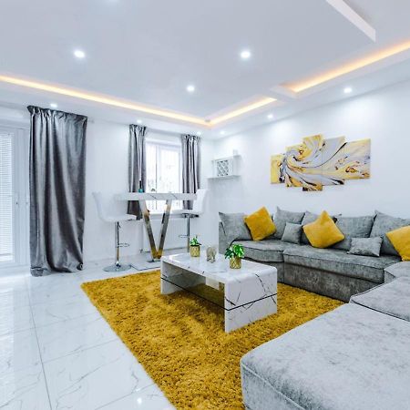 Luxury 3 Bedroom House Close To Manchester Center 외부 사진