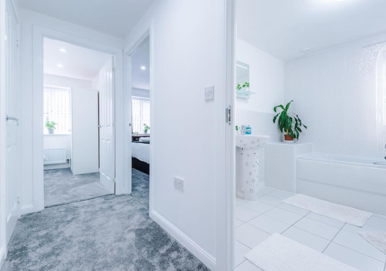 Luxury 3 Bedroom House Close To Manchester Center 외부 사진