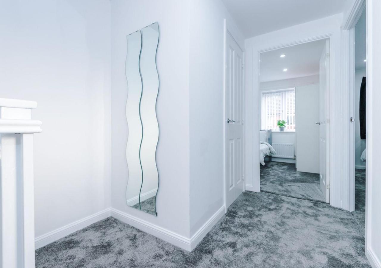 Luxury 3 Bedroom House Close To Manchester Center 외부 사진